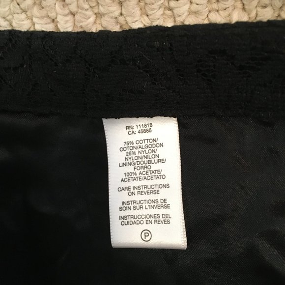 Michael Kors beaded lace black skirt size 4 - Picture 7 of 8